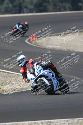 media/Sep-20-2025-TrackDaz (Sat) [[27f0cde673]]/A Group/10am (Turn 3)/